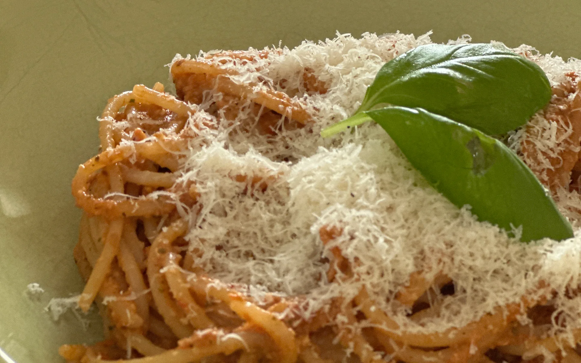 Authentic Slow-Cooked Bolognese